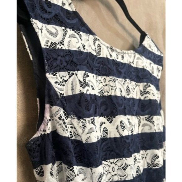 Alex Marie Navy White Horizontal Floral Sleeveless Lace Belt Dress Nautical SZ12 - Picture 7 of 9